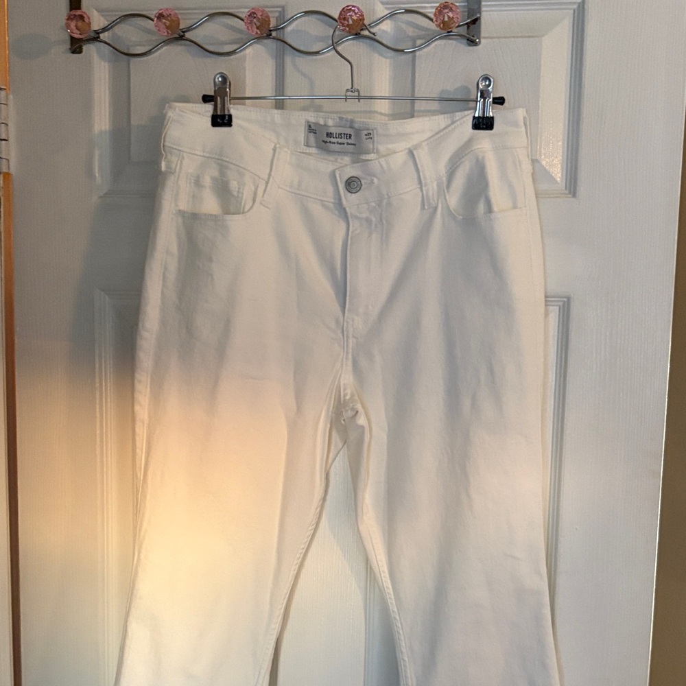 Hollister Women's White Straight Leg Jeans